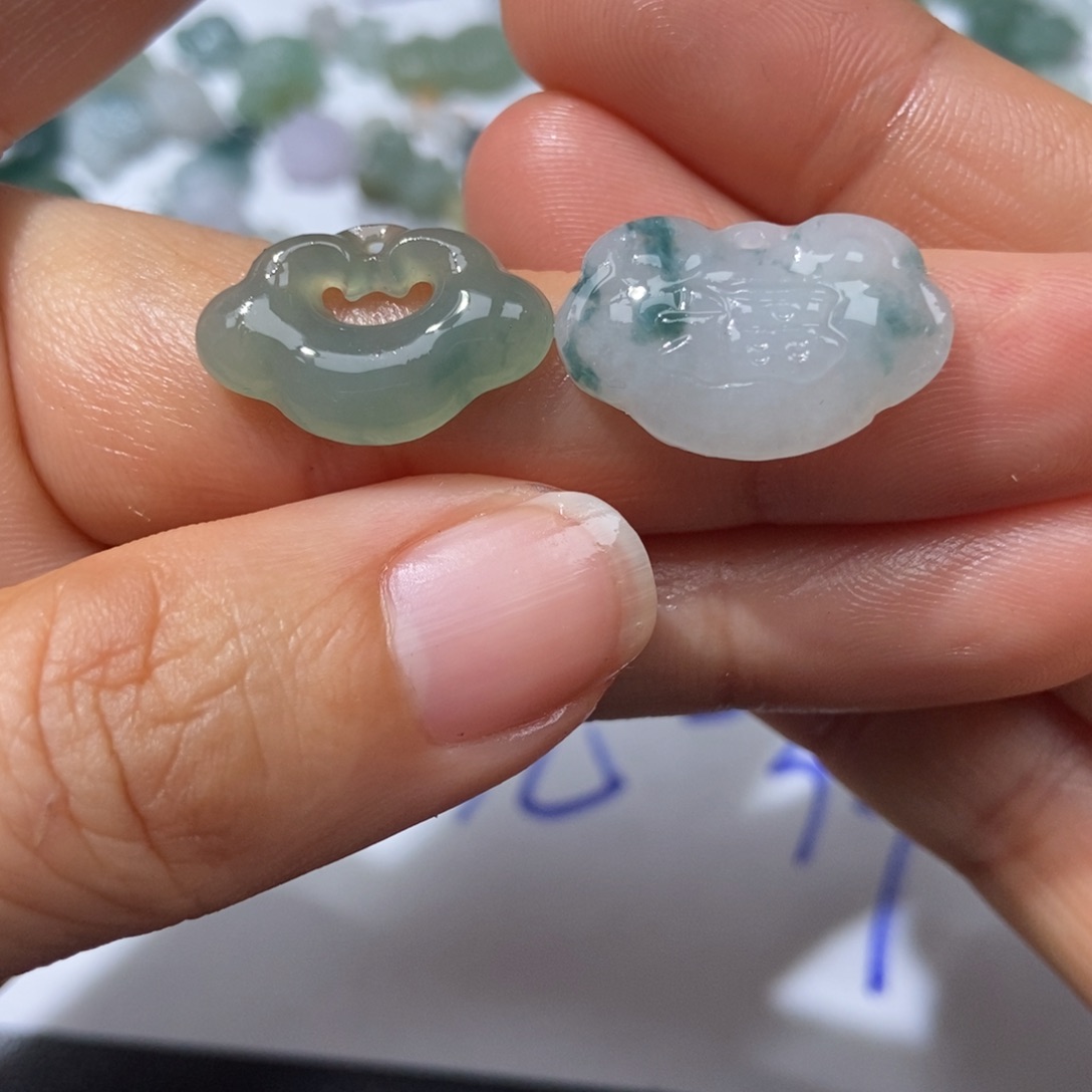 定制翡翠未镶嵌翡翠