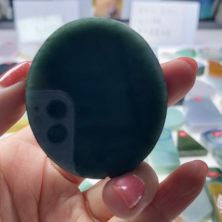 定制翡翠未镶嵌一****到