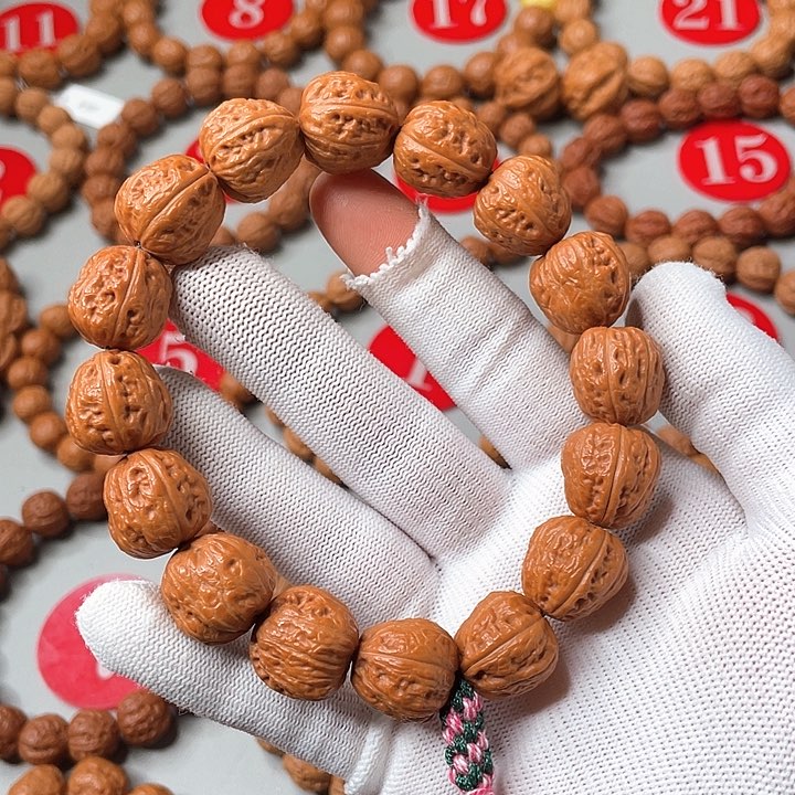 文玩核桃手串胖头贝壳小金蟾18mm