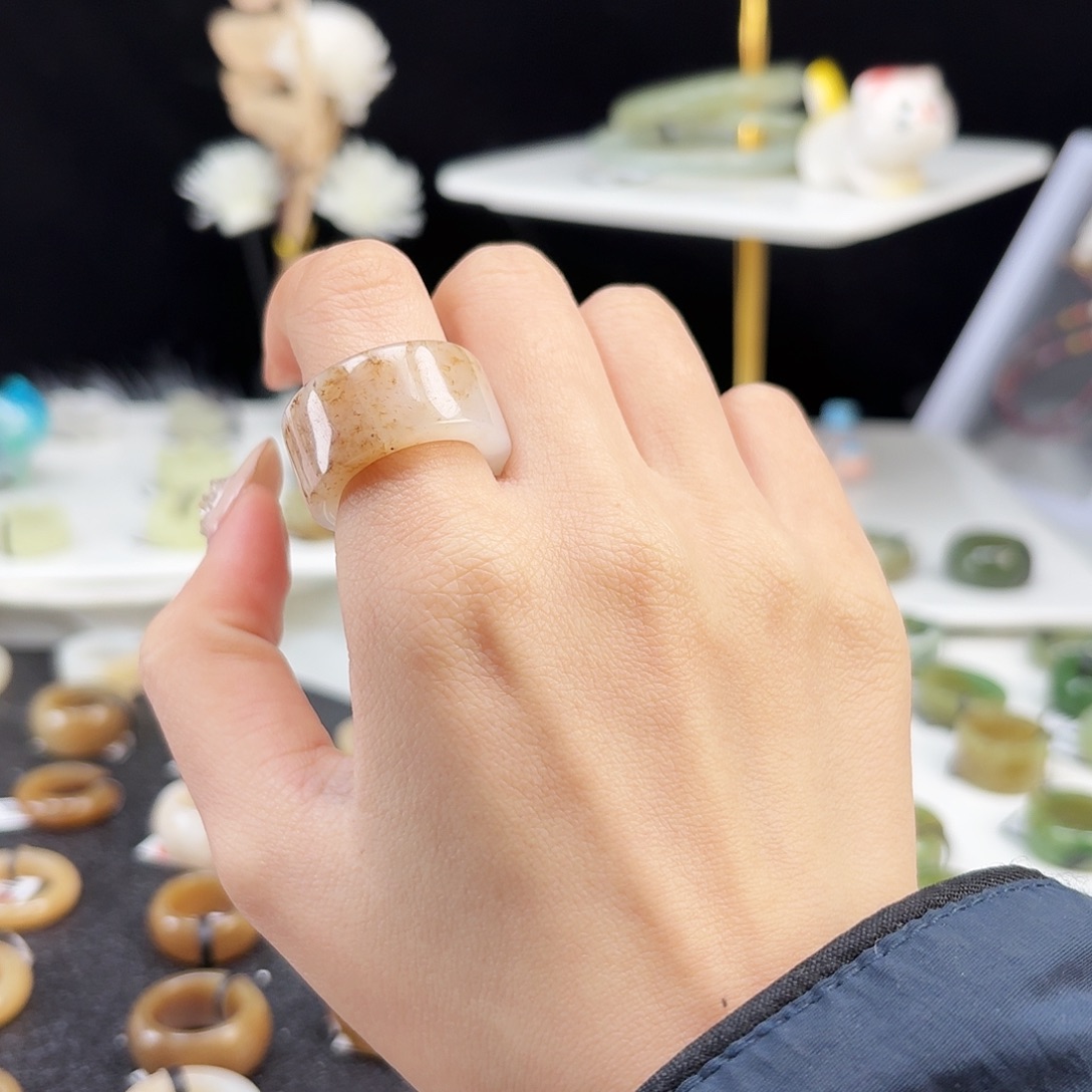 和田玉未镶嵌戒指P85金桂花带青花直切17.3不退换