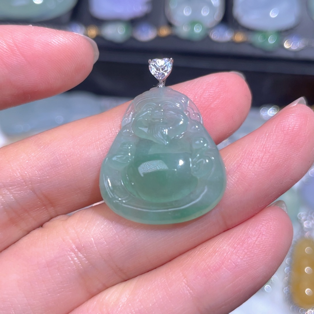 颈饰18K金镶嵌翡翠翡翠