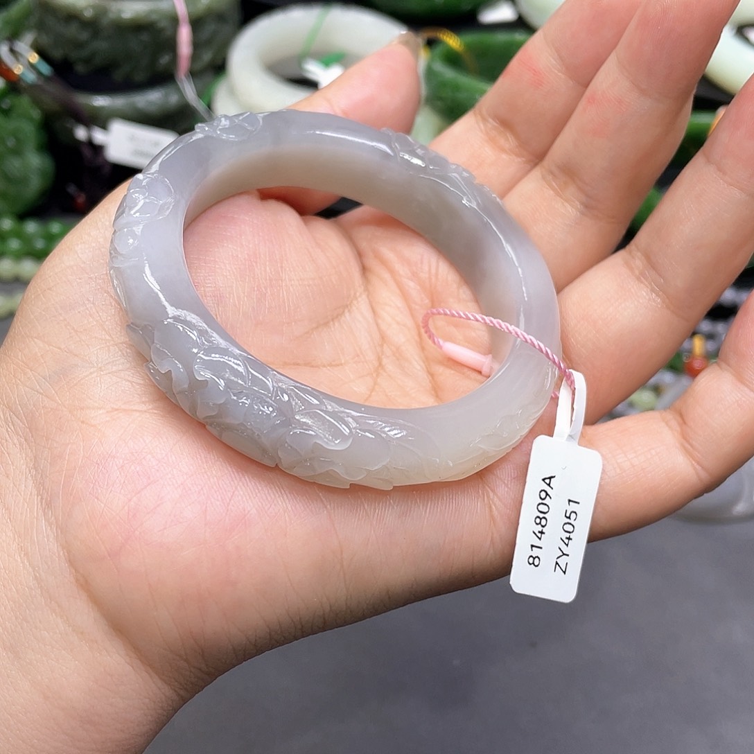 和田玉未镶嵌手镯56圈口72