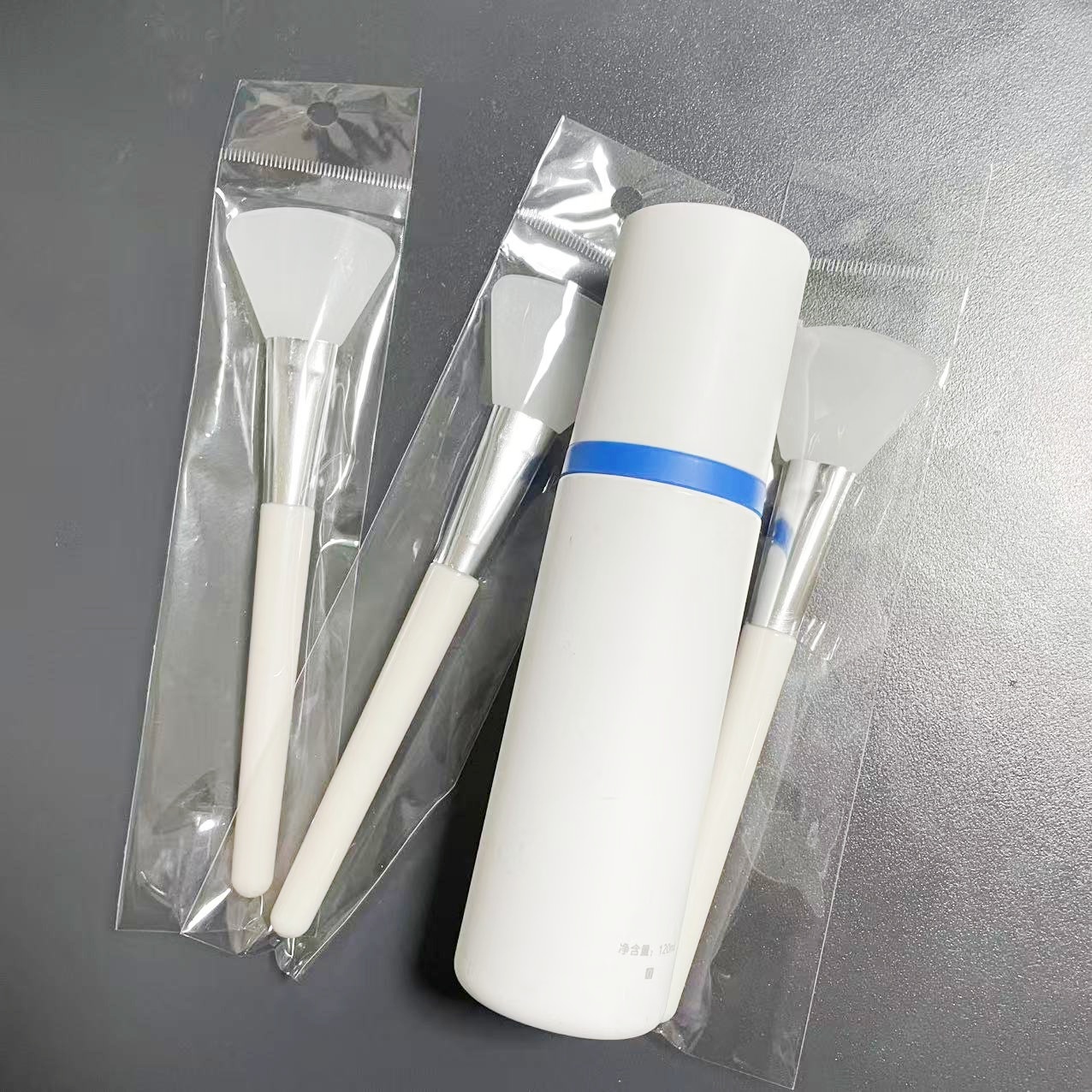 小白九胶原~临时链接精华面膜化妆刷