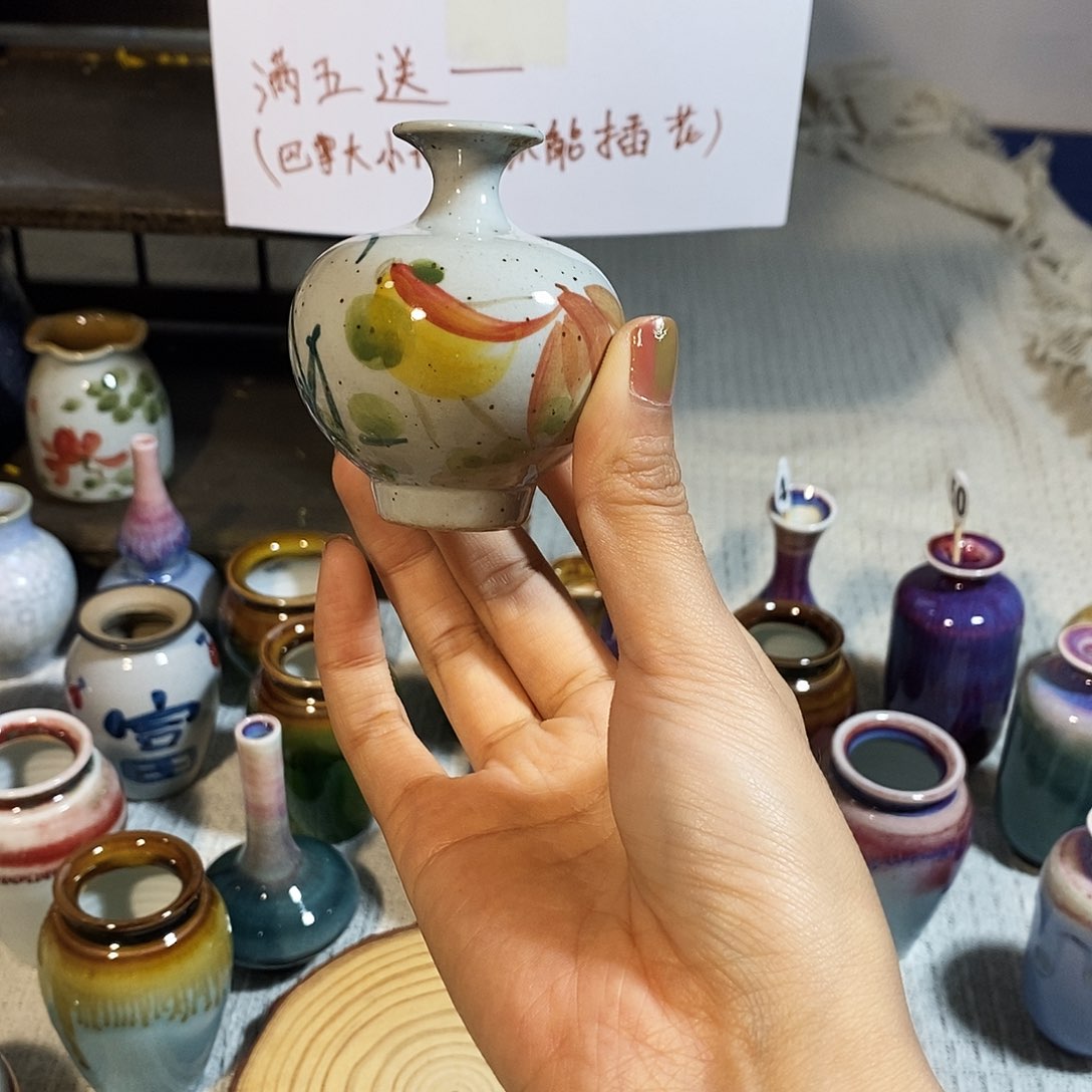 摆件巴掌大不插花景德镇高温陶瓷小花器