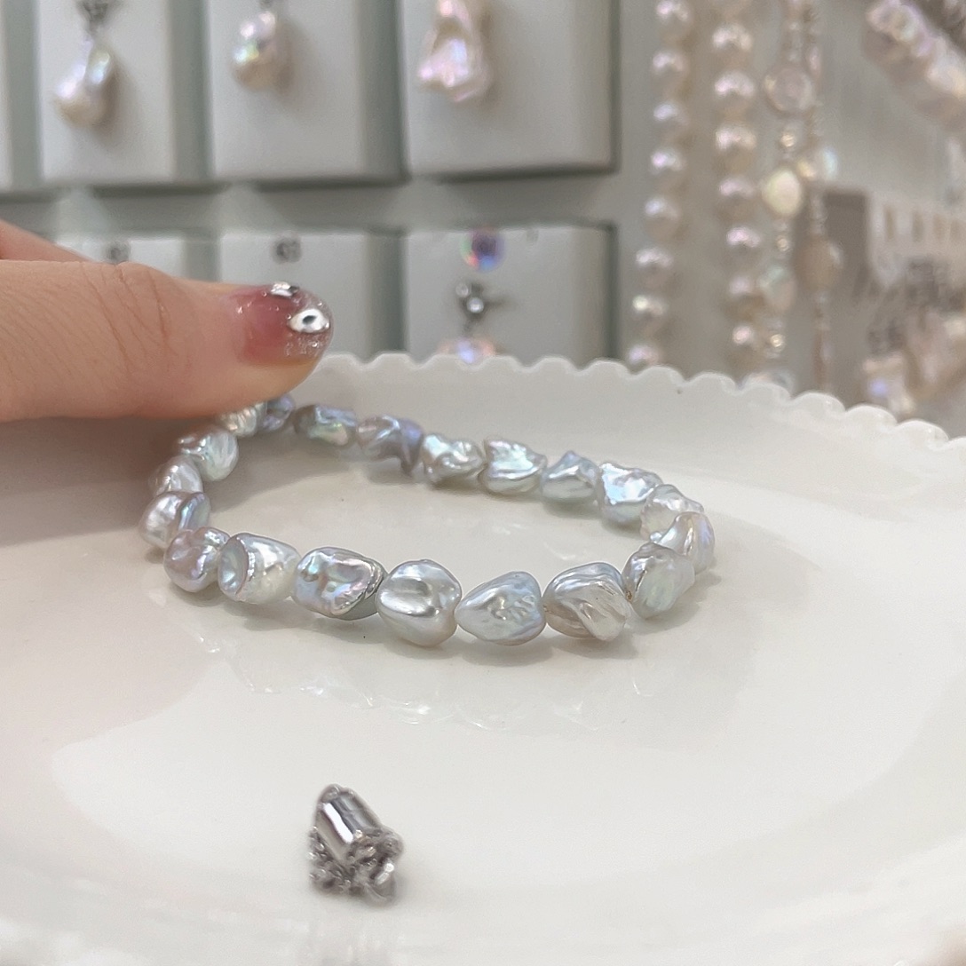 ****晓未镶嵌淡水珍珠颈饰