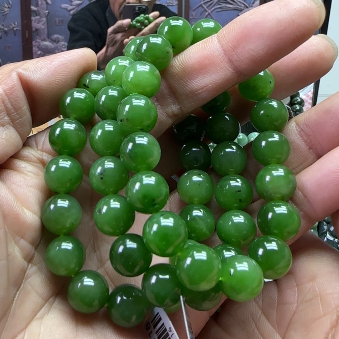 和田玉未镶嵌珠宝奇石