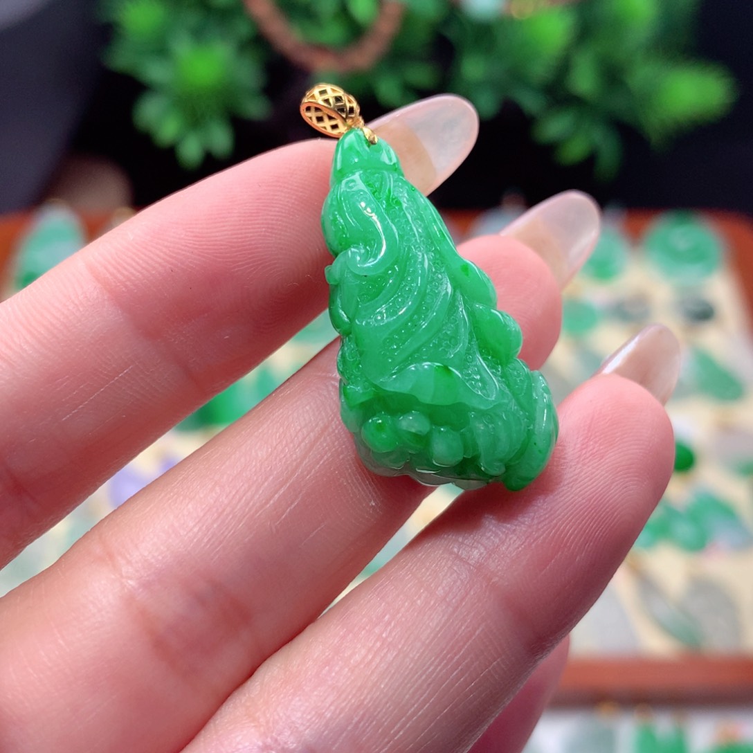 翡翠18K金镶嵌吊坠(不含链)