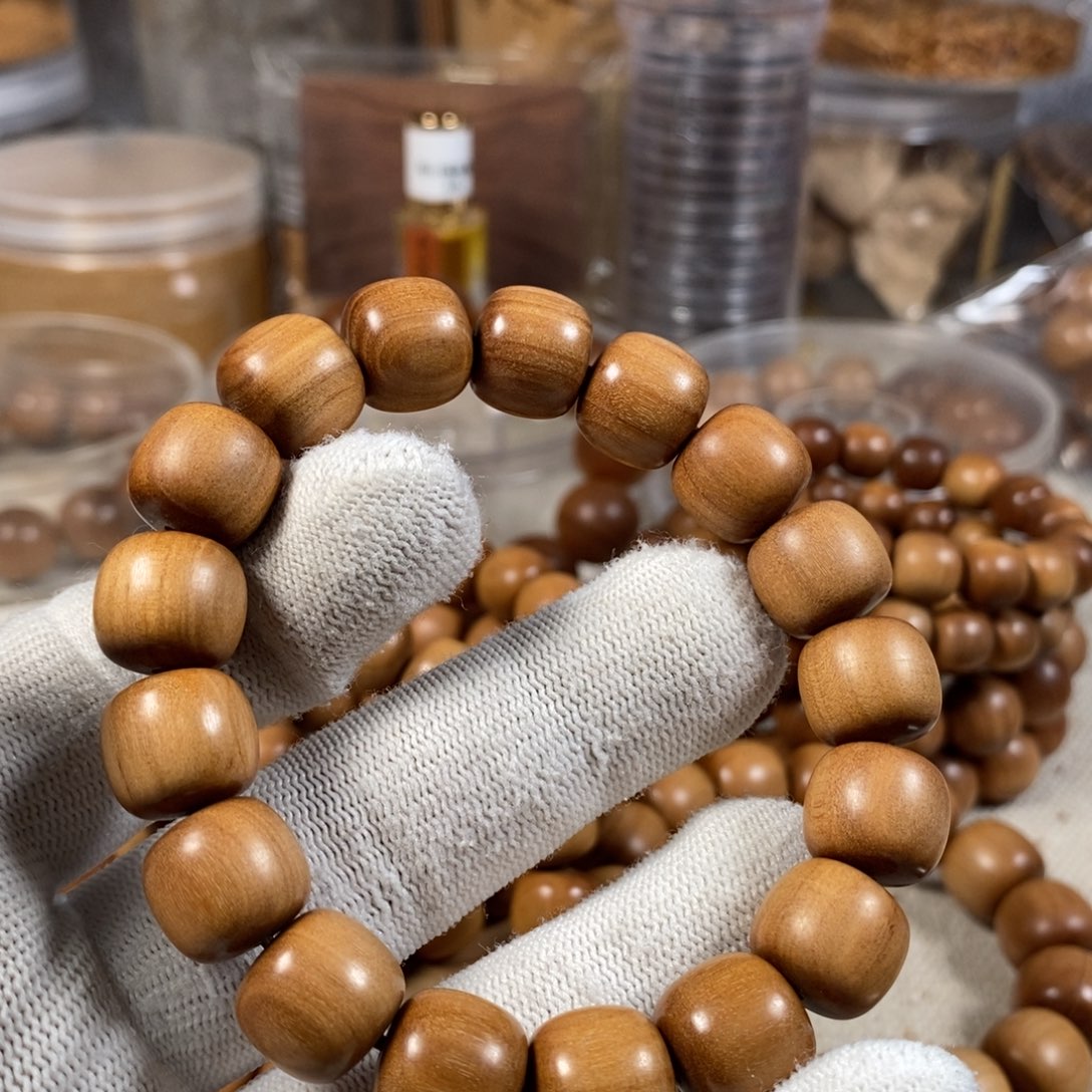 檀香木手串/手链12×13黑肉精挑串 迈索尔