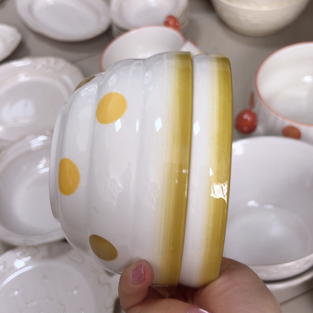 瓷片瑕疵特价陶瓷面碗