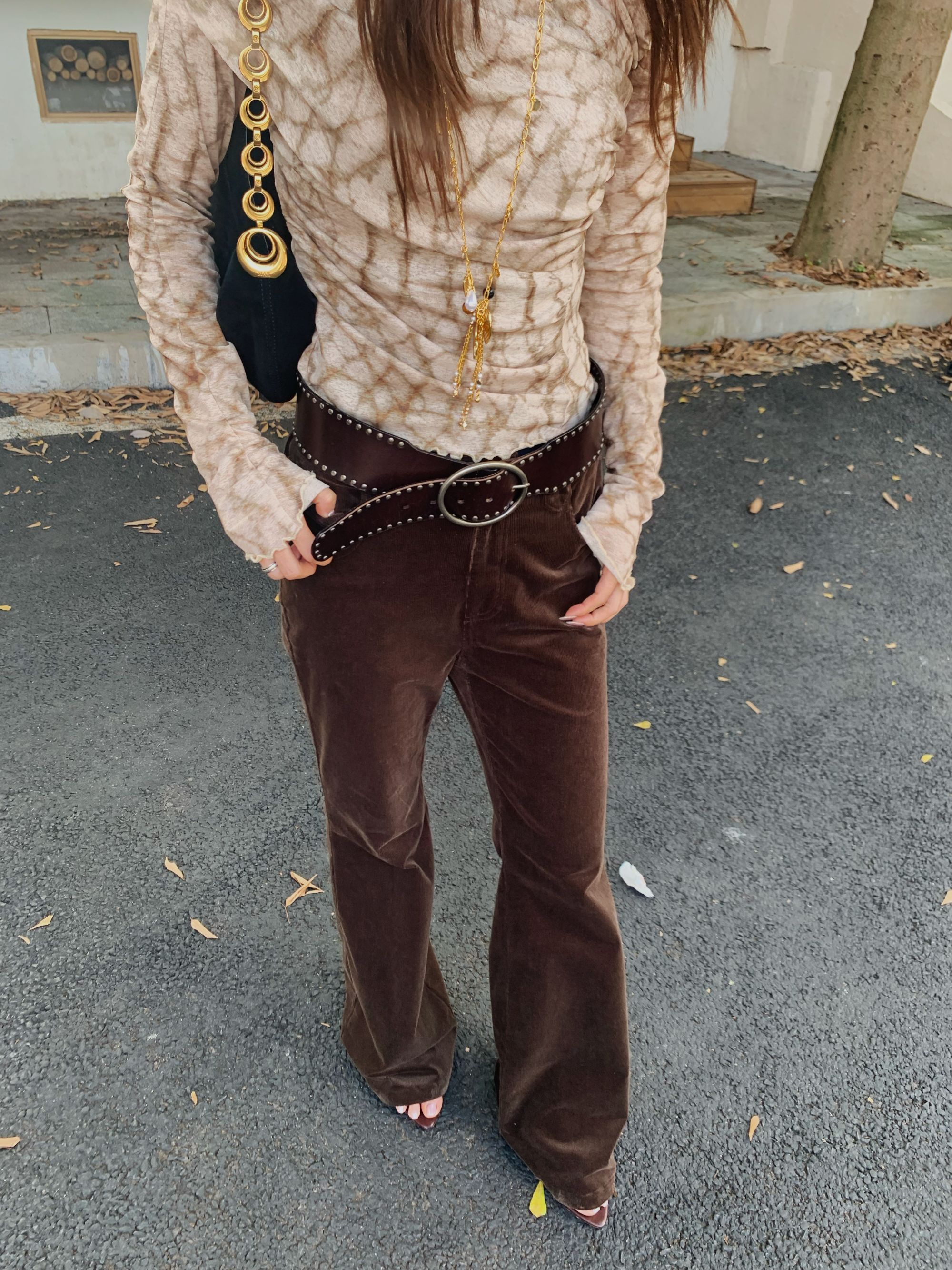 MAR 秋季新款复古灯芯绒修身中低腰休闲微喇长裤女606220