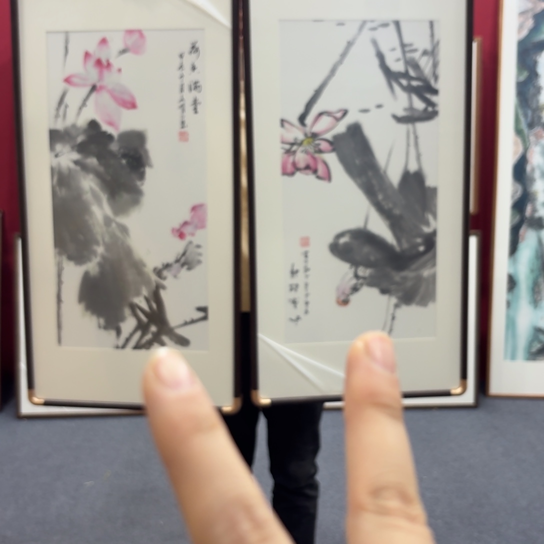 国画带框绘画作品