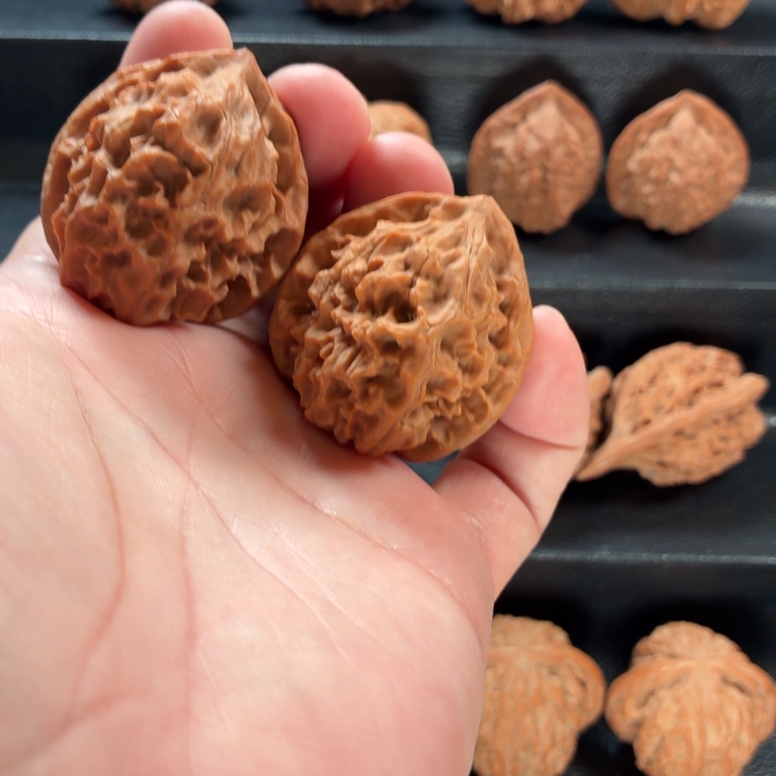 桃核把件山地龙鳞纹40福利