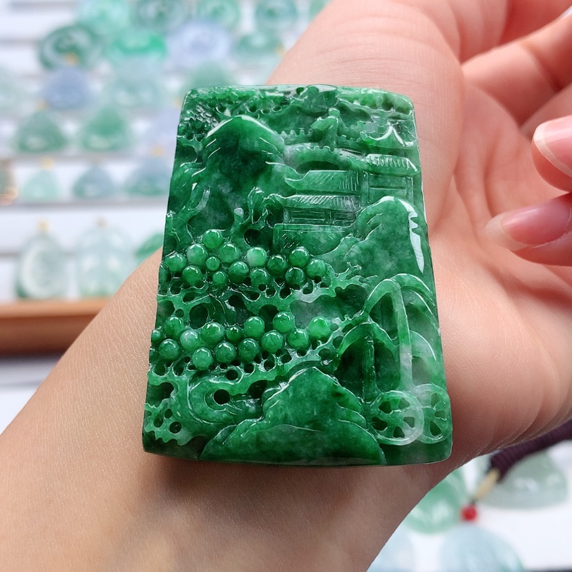 【闪购商品】翡翠吊坠(不含链)未镶嵌