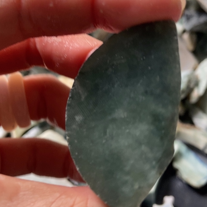 翡翠颈饰未镶嵌天然翡翠