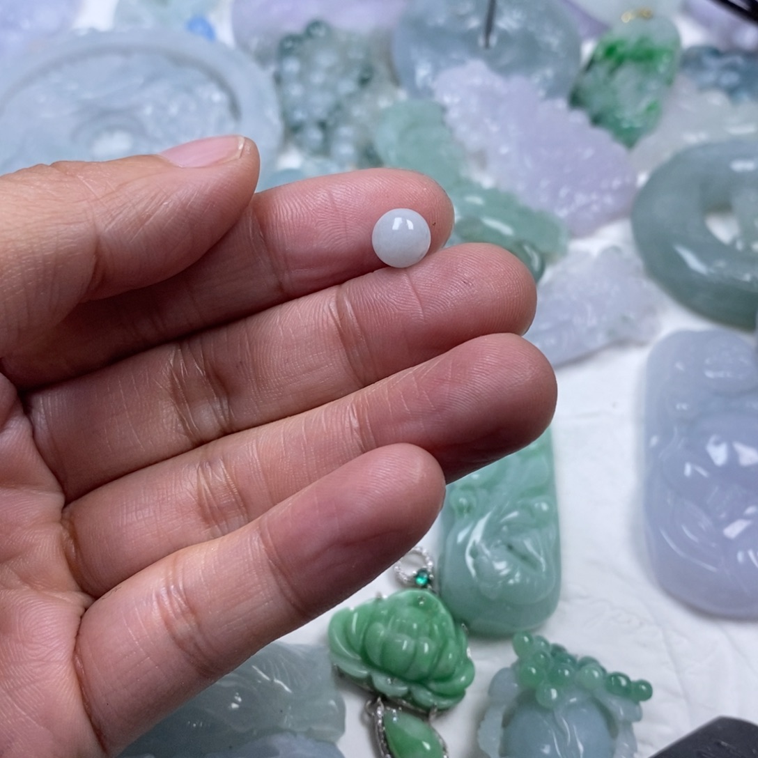 颈饰未镶嵌翡翠好**伴翡翠