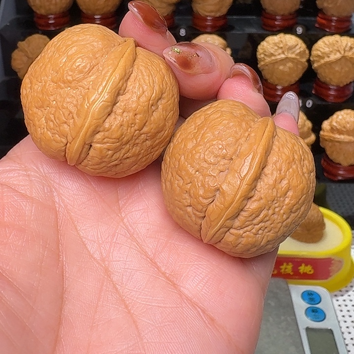 文玩核桃把件光头强38尺-…………08号