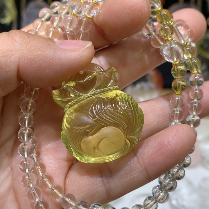 未镶嵌颈饰水晶?****?天然