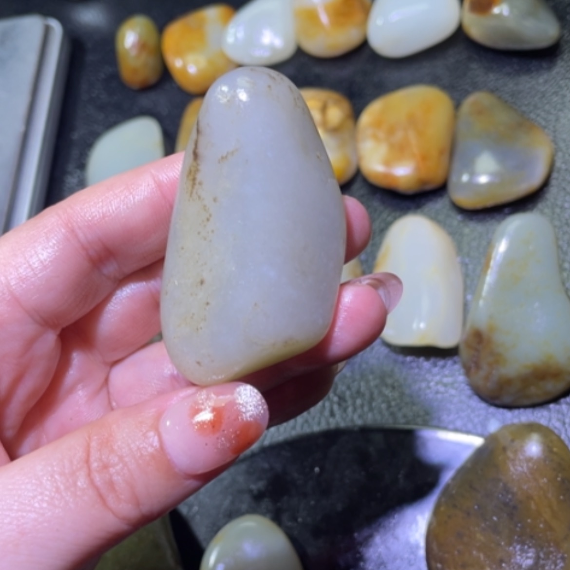 【闪购商品】颈饰未镶嵌和田玉←*←