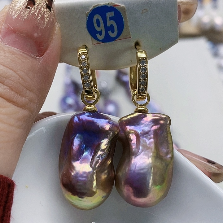 银S925镶嵌耳饰淡水珍珠