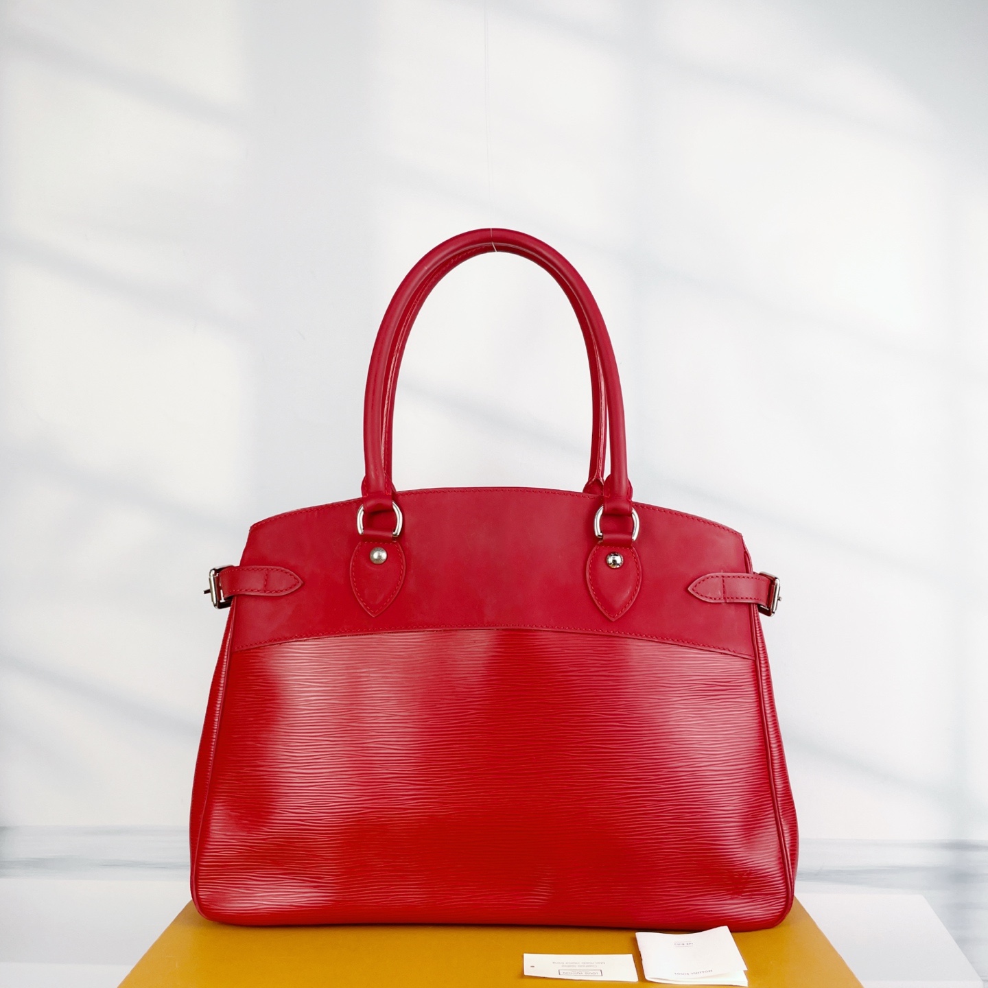 95新 LouisVuitton/路易威登 小野专属/95新/LV/单肩包/DC9369