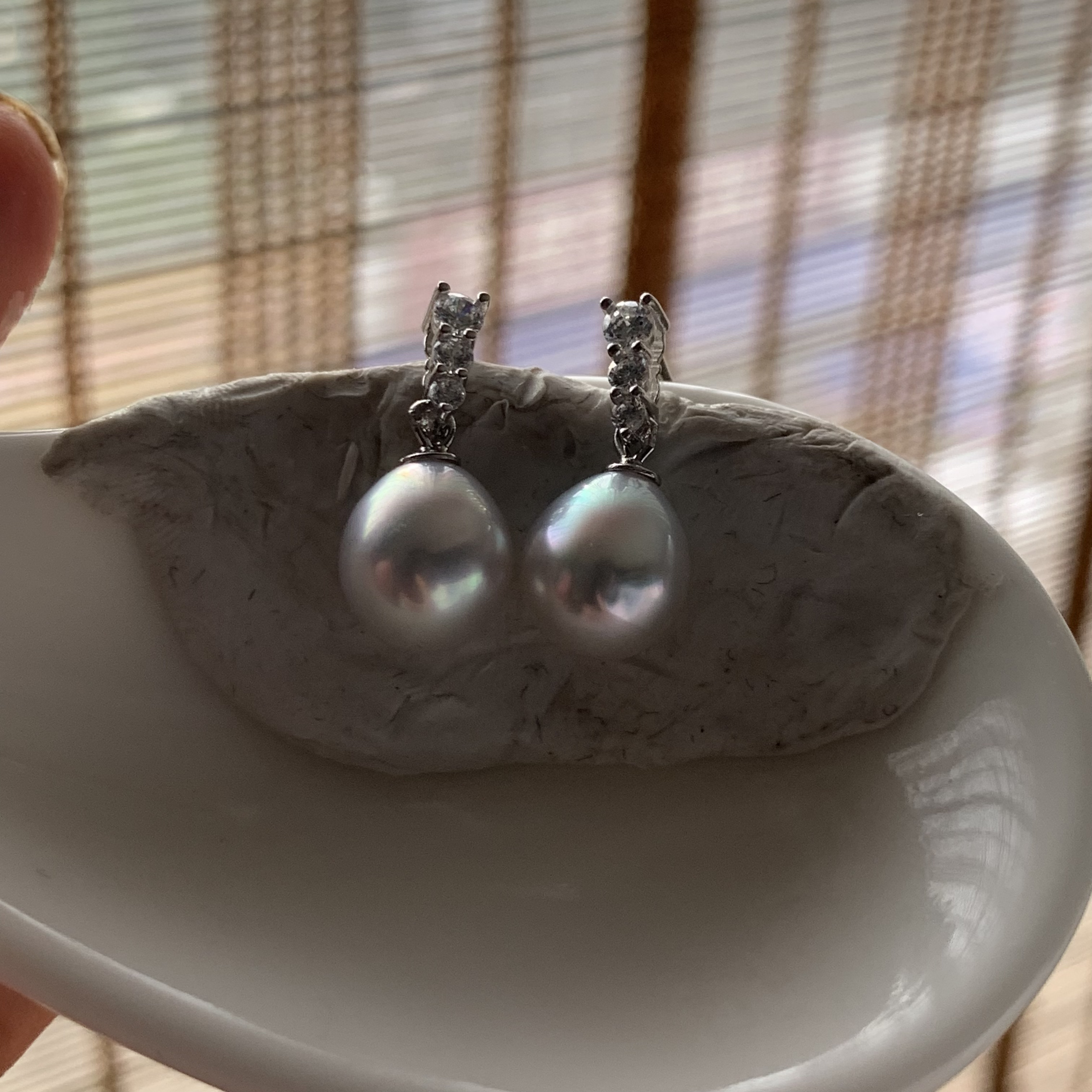 澳白珍珠百搭三钻耳环