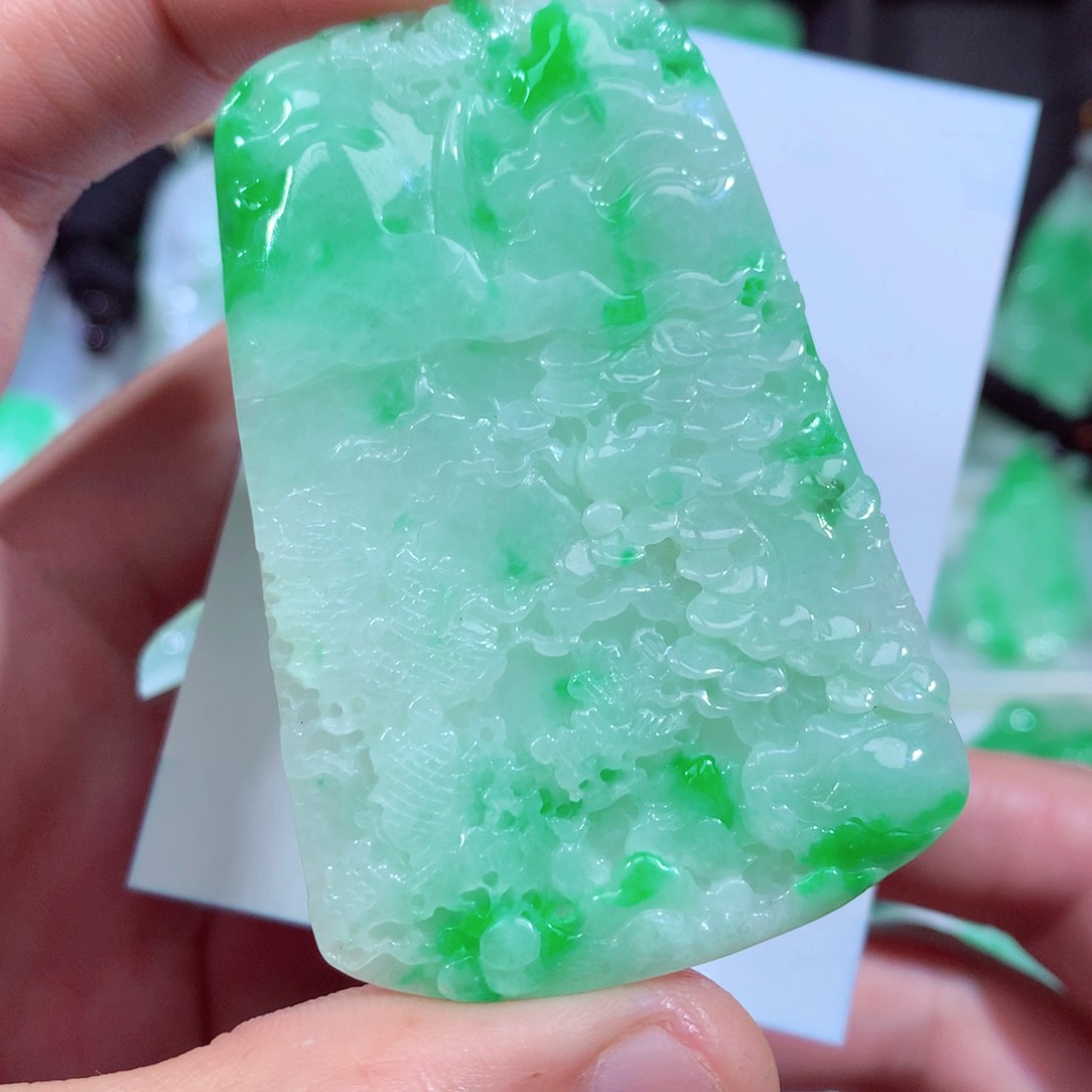 翡翠颈饰未镶嵌缅甸翡翠