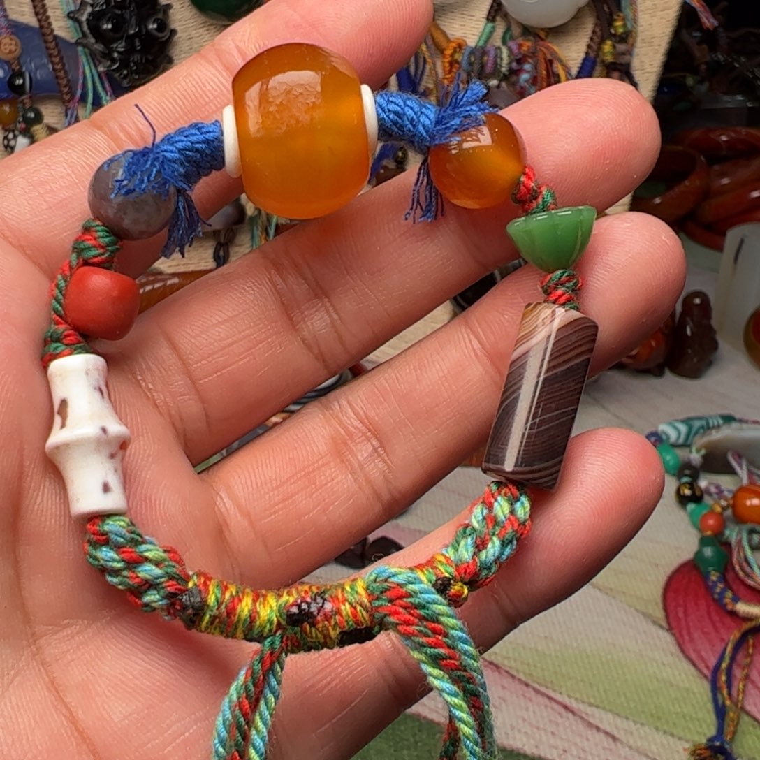 玛瑙/玉髓颈饰未镶嵌