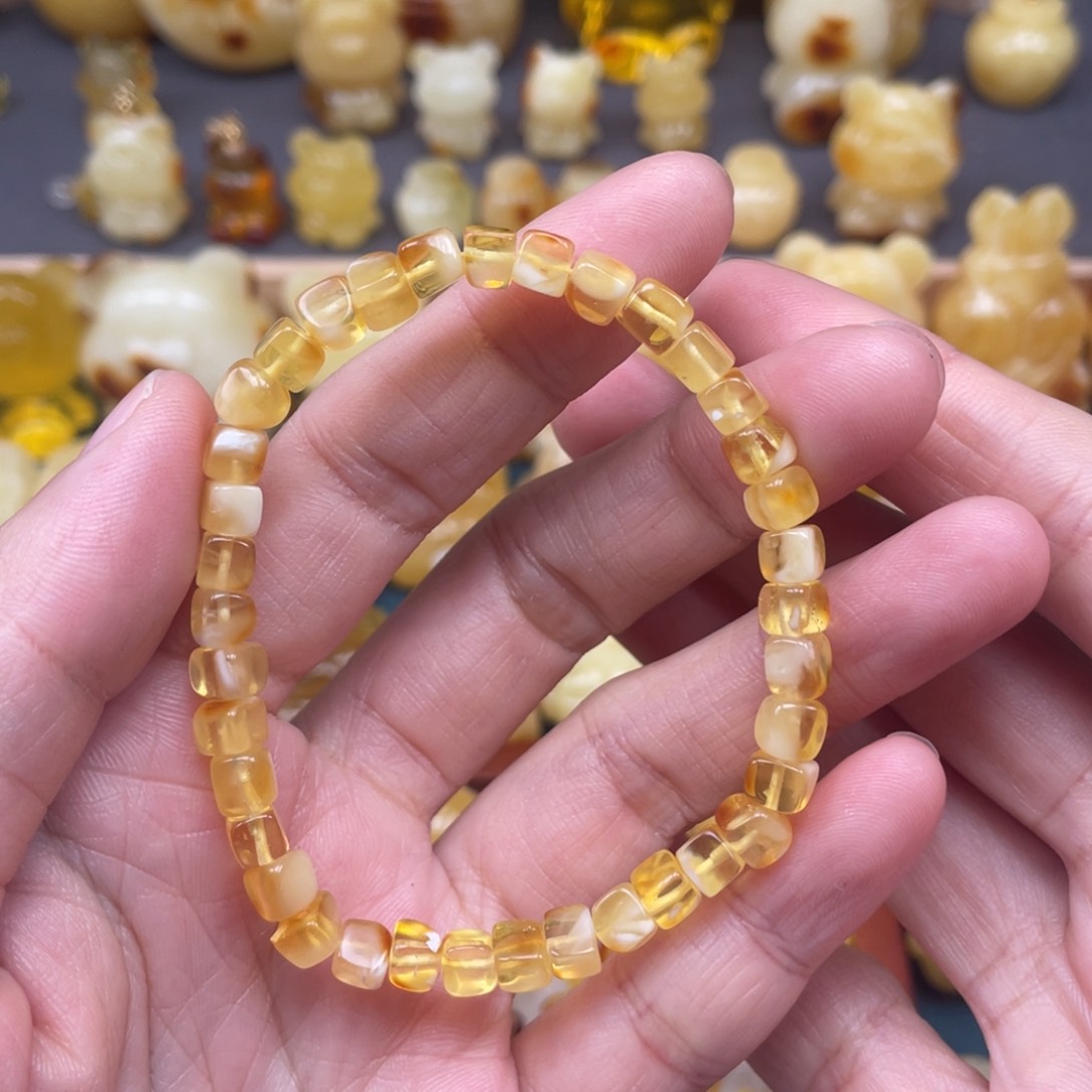 未镶嵌琥珀裸石蜜蜡