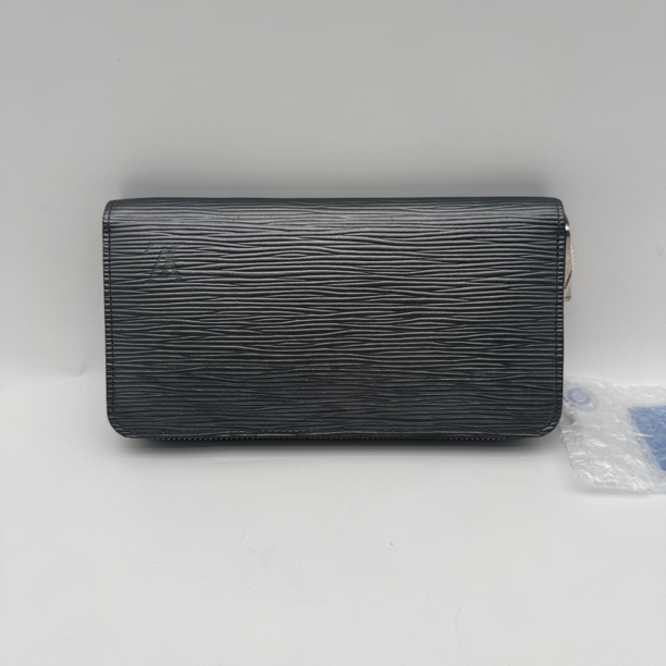 95新 LouisVuitton/路易威登 98新银灰色水波纹拉链款钱包/2721
