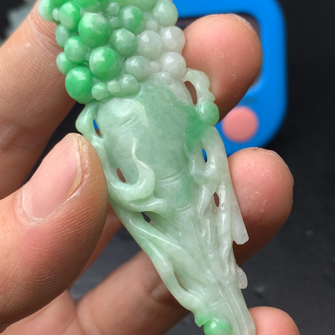 翡翠未镶嵌颈饰翡翠首饰和翡翠珠宝