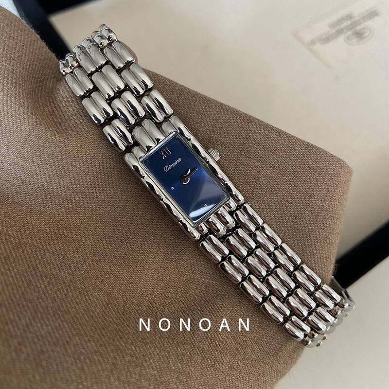 NONOAN方形蓝色盘高级小众设计复古通勤时尚百搭石英手表女insA30
