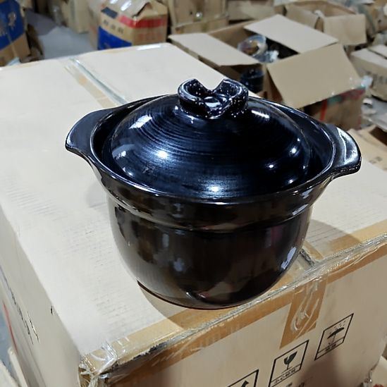 摆件盘子碗茶壶啥都有
