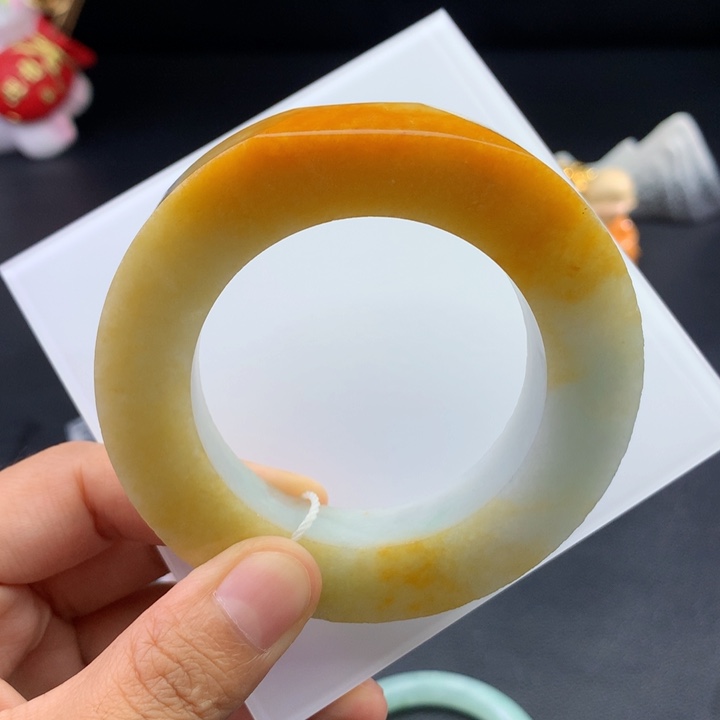 未镶嵌手镯定制翡翠