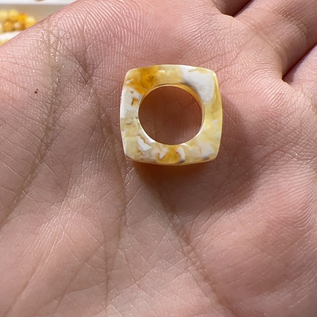 琥珀未镶嵌珠宝奇石金瓷白溶洞妖花跑环