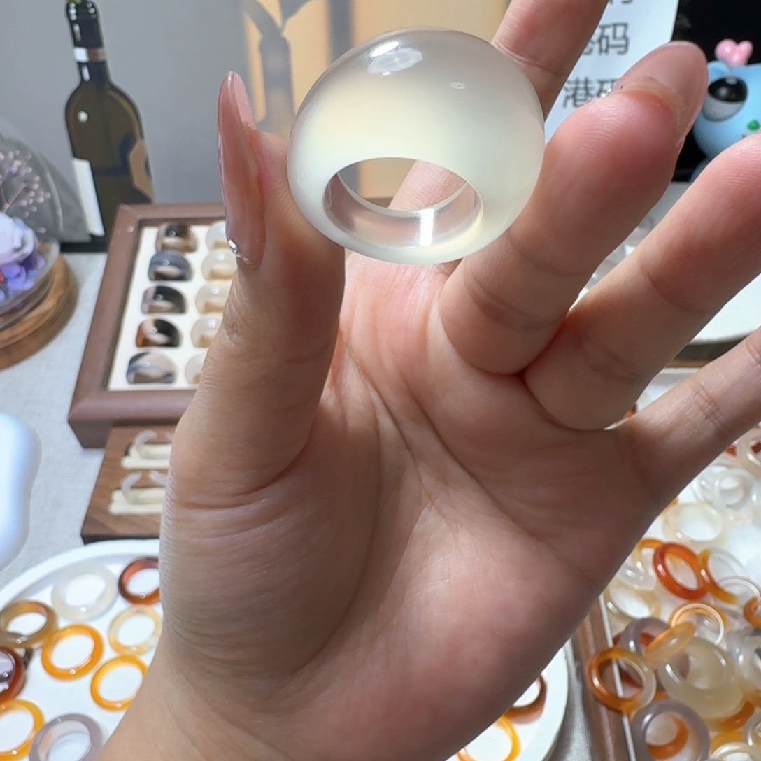 未镶嵌戒指玛瑙/玉髓576港17.5