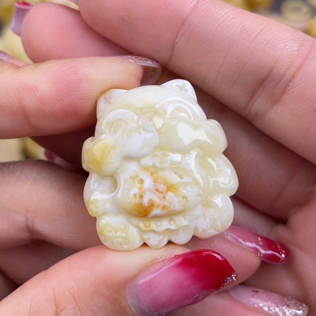 琥珀裸石未镶嵌蜜蜡