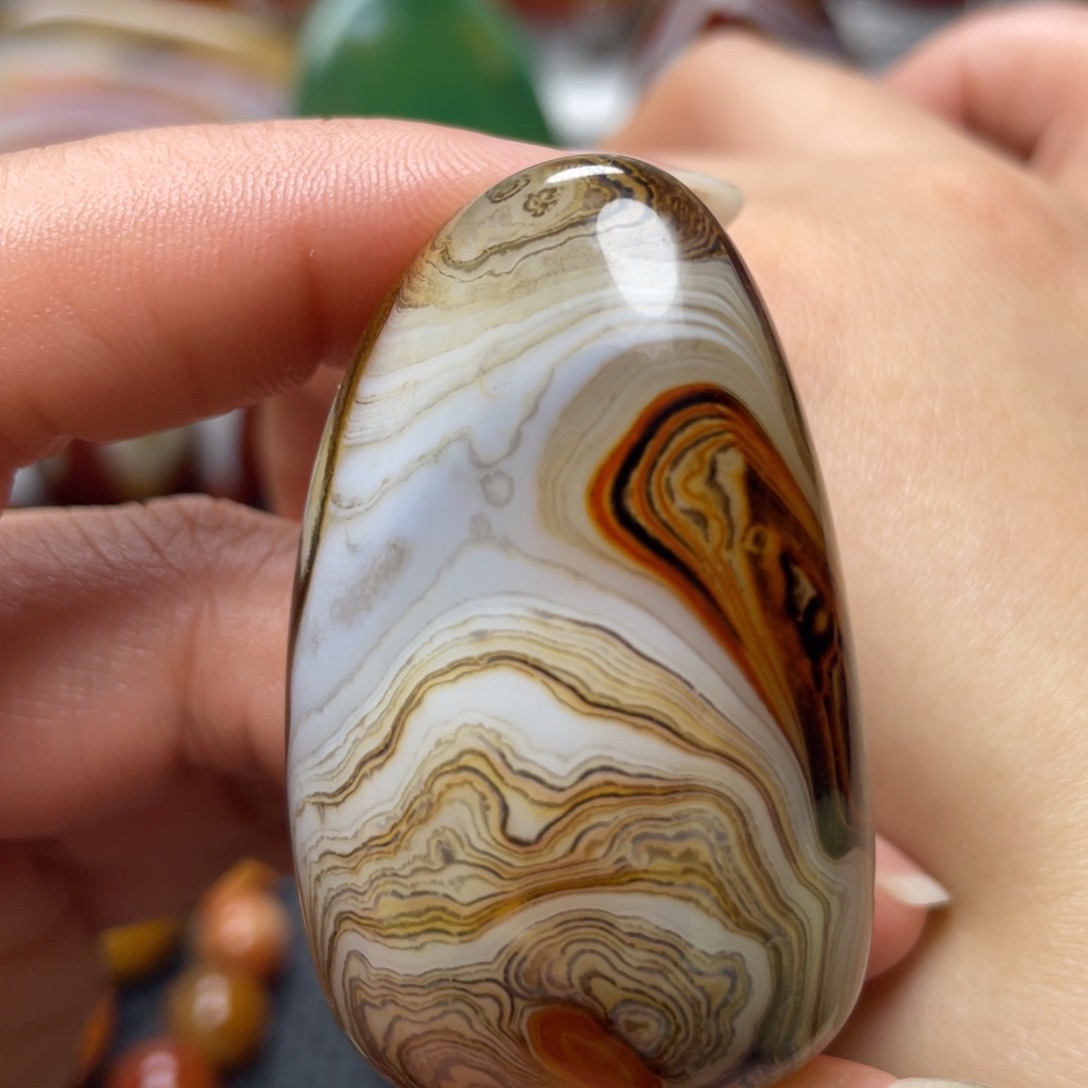 玛瑙/玉髓未镶嵌珠宝奇石