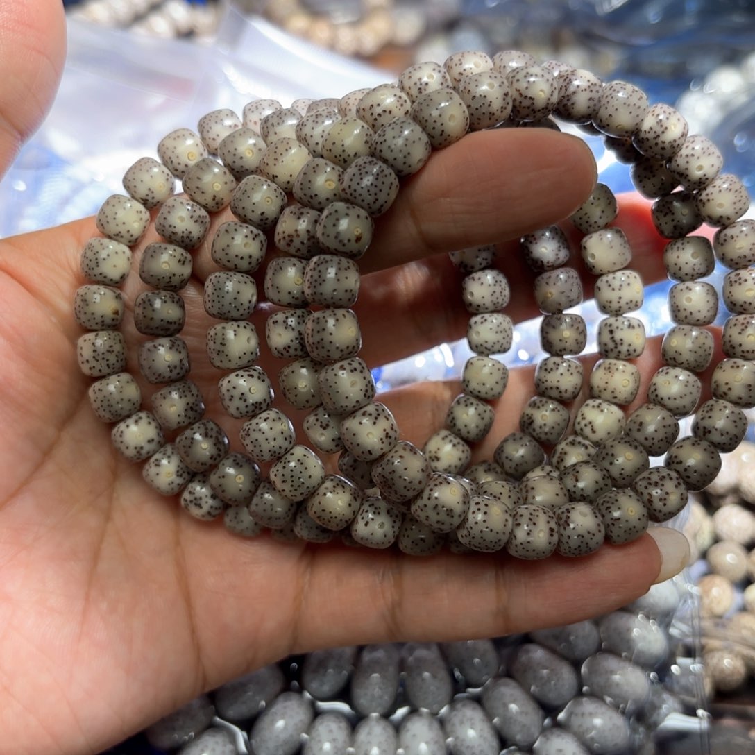 星月菩提手串星月石玉料8*7