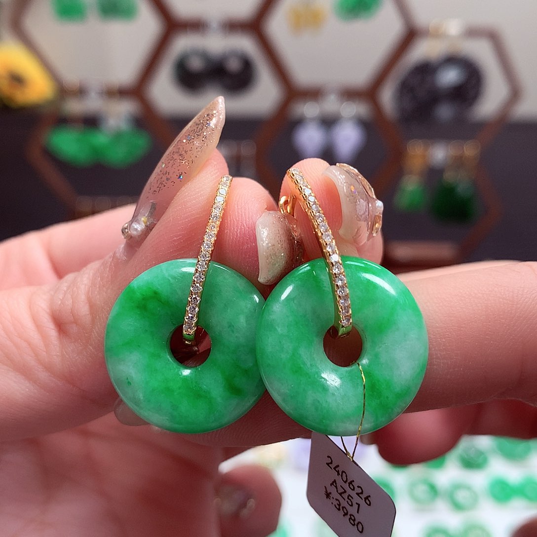 翡翠耳饰银S925镶嵌天然翡翠