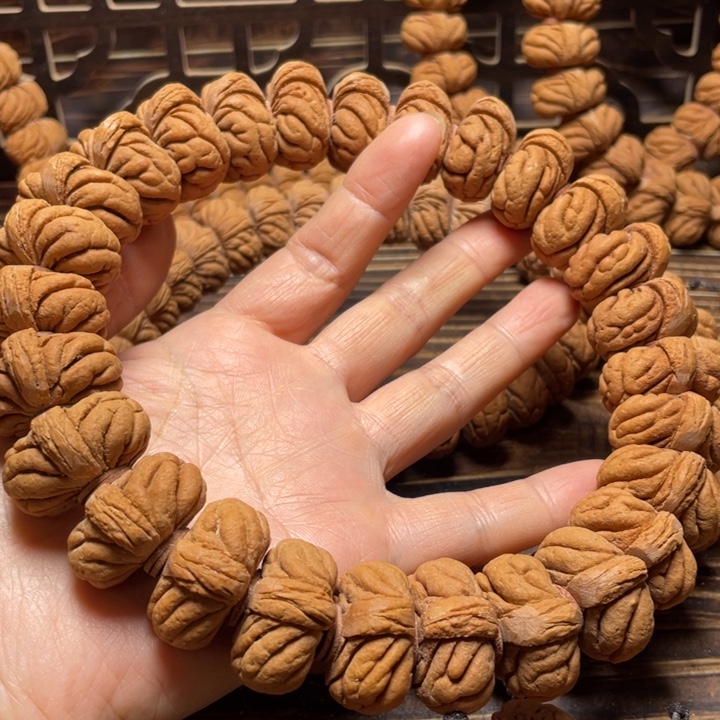 G***A手串桃核霸王龙手持272714