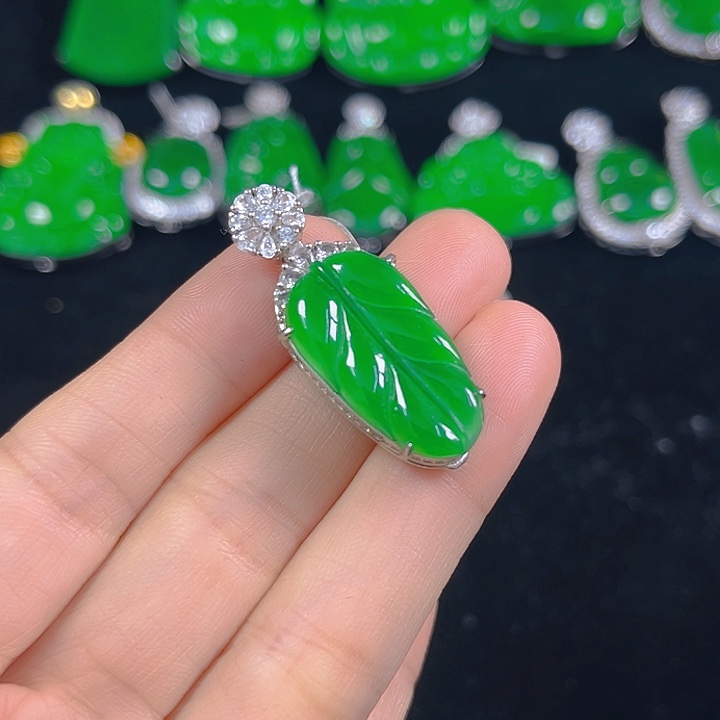 翡翠银S925镶嵌吊坠(不含链)