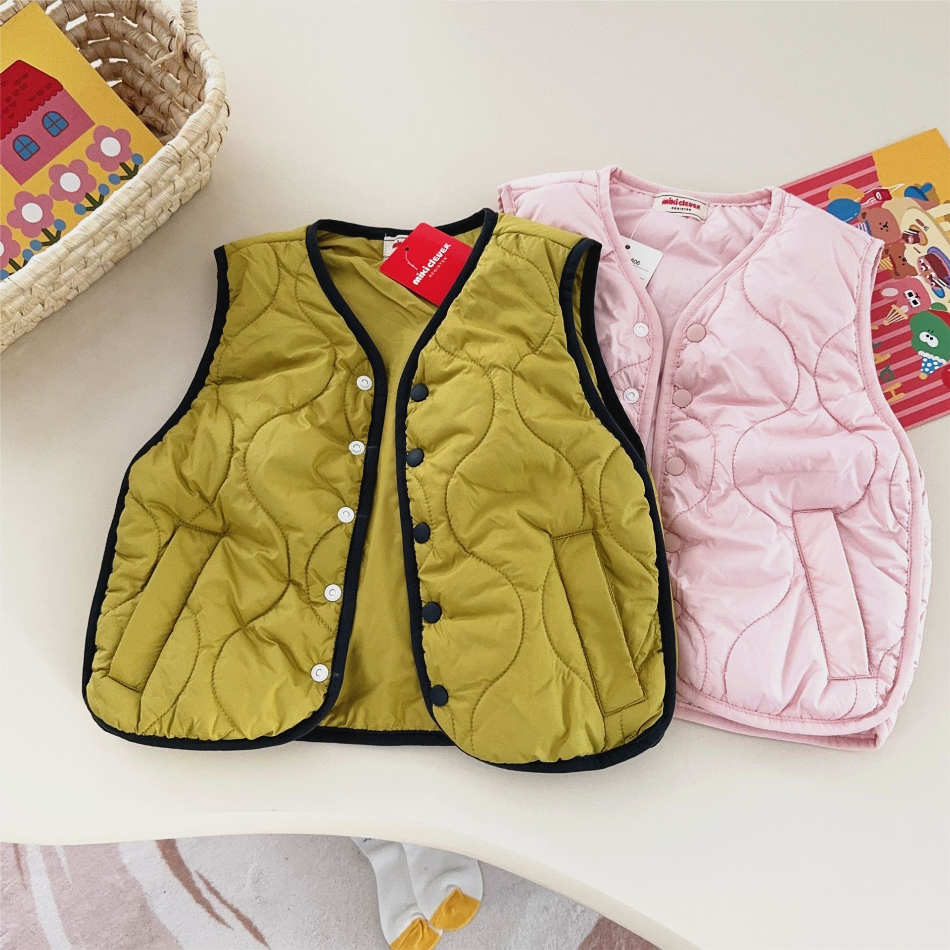 儿童马甲25冬季新款日系小熊男女童薄棉马甲背心外搭校服礼器9012
