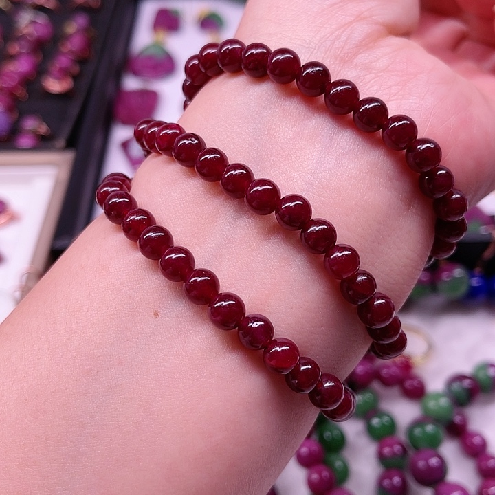 红宝石手串未镶嵌