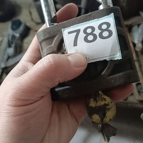 红***民大铁锁一个特价商品