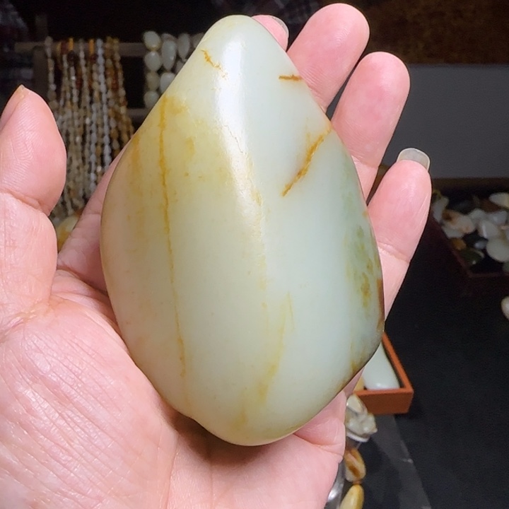 和田玉把件未镶嵌266克