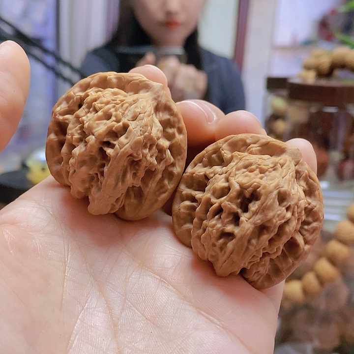 【闪购商品】文玩核桃把件39霞云岭