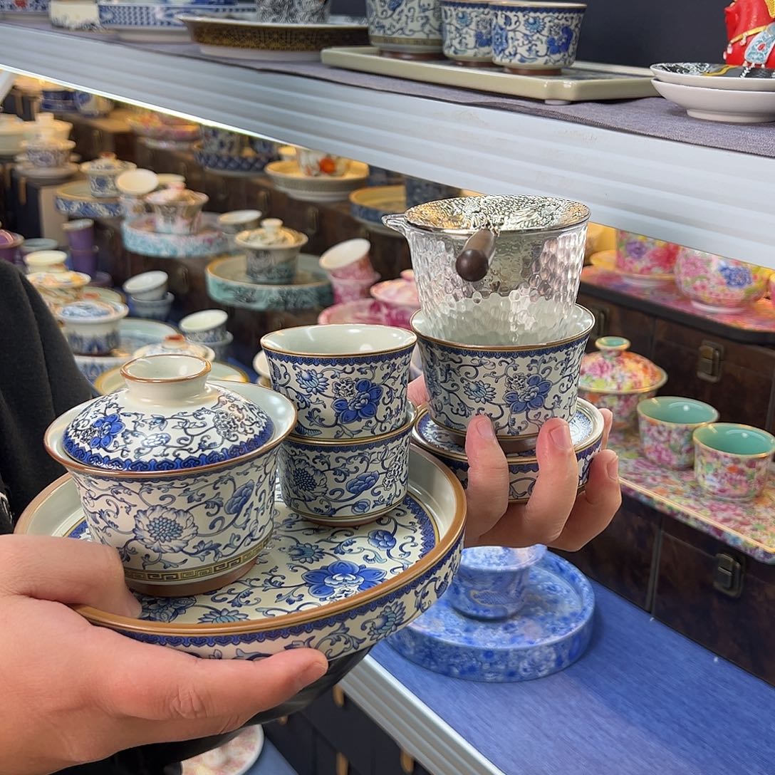 我们的目标是成为一个优秀的人