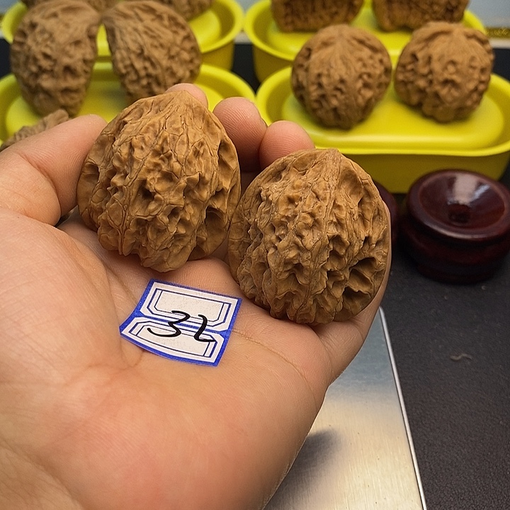 小***何文玩核桃吊坠39小众