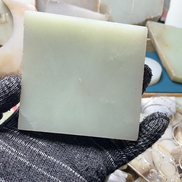 未镶嵌和田玉（糖玉）珠宝半成品