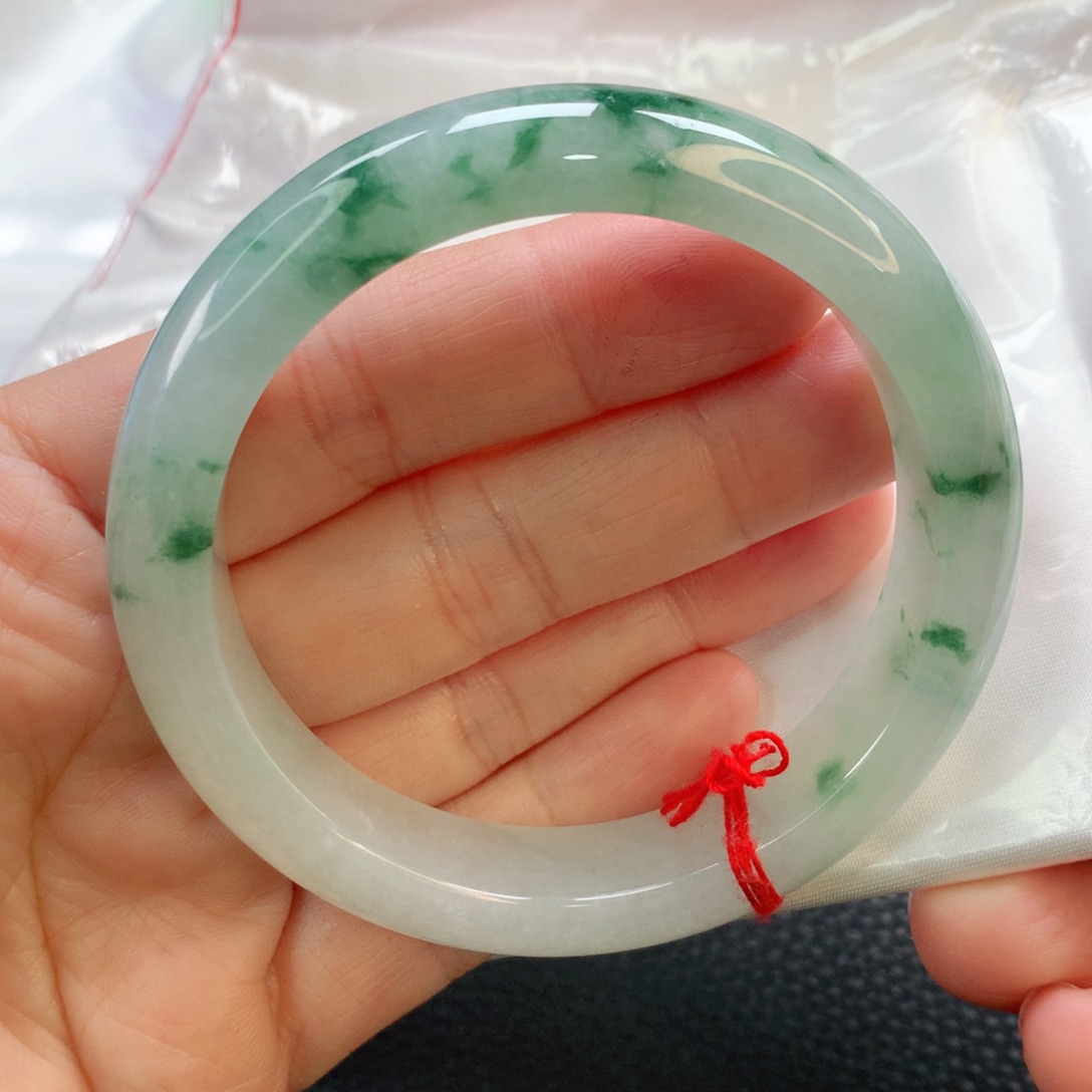 翡翠手镯未镶嵌56正